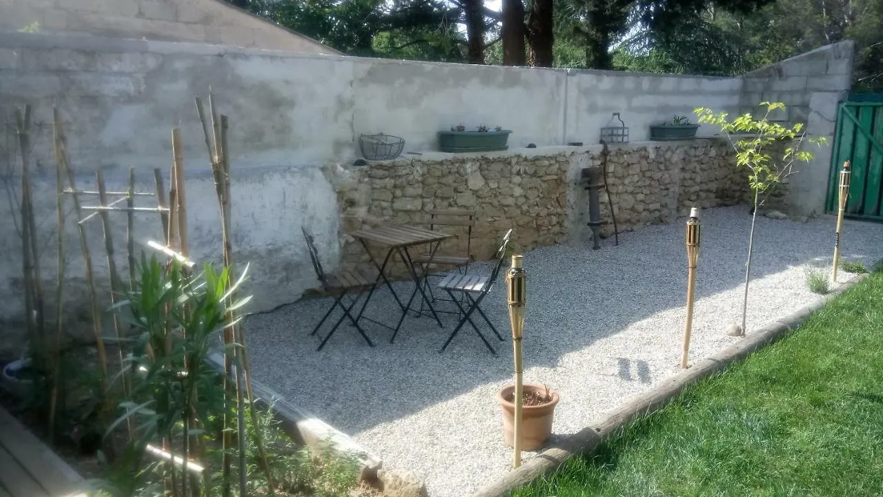 Couette-café David Guesthouse Sérignan-du-Comtat