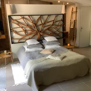 Le Carpe Noctem De Charme Avec Jacuzzi Prive Sérignan-du-Comtat